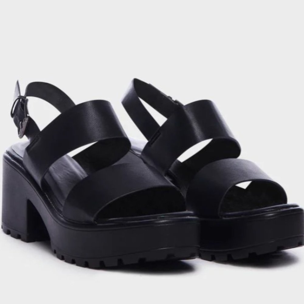 Dollskill Black Chunky Platform Sandals Size 5.5/6 - Never Worn